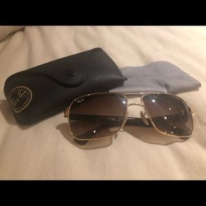 RayBan Gold Sunglasses w/ Tortoiseshell frames